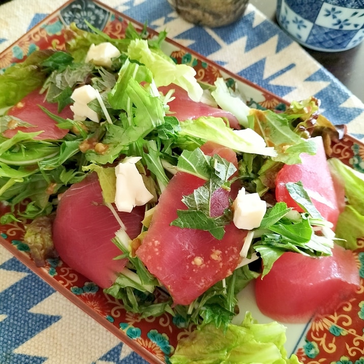 マグロとモッツァレラのしそサラダ♪